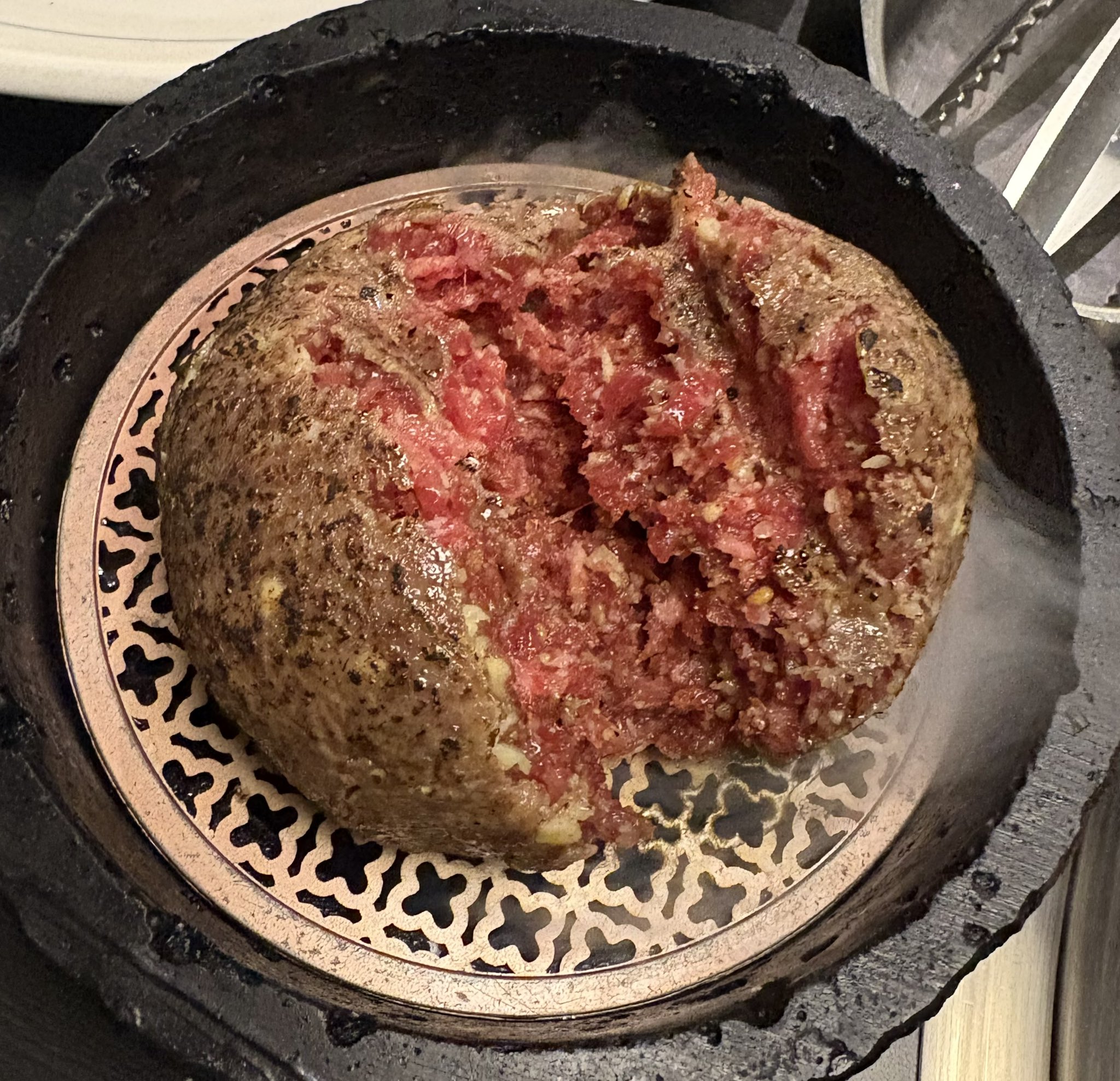 ミシュラン掲載って聞いて納得したカンナムの熟成焼肉屋ウガ