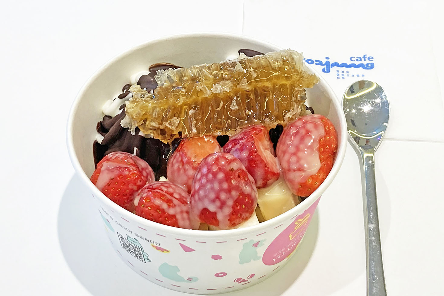 韓国発「ヨアジョン」日本拡大へ　フローズンヨーグルト旋風