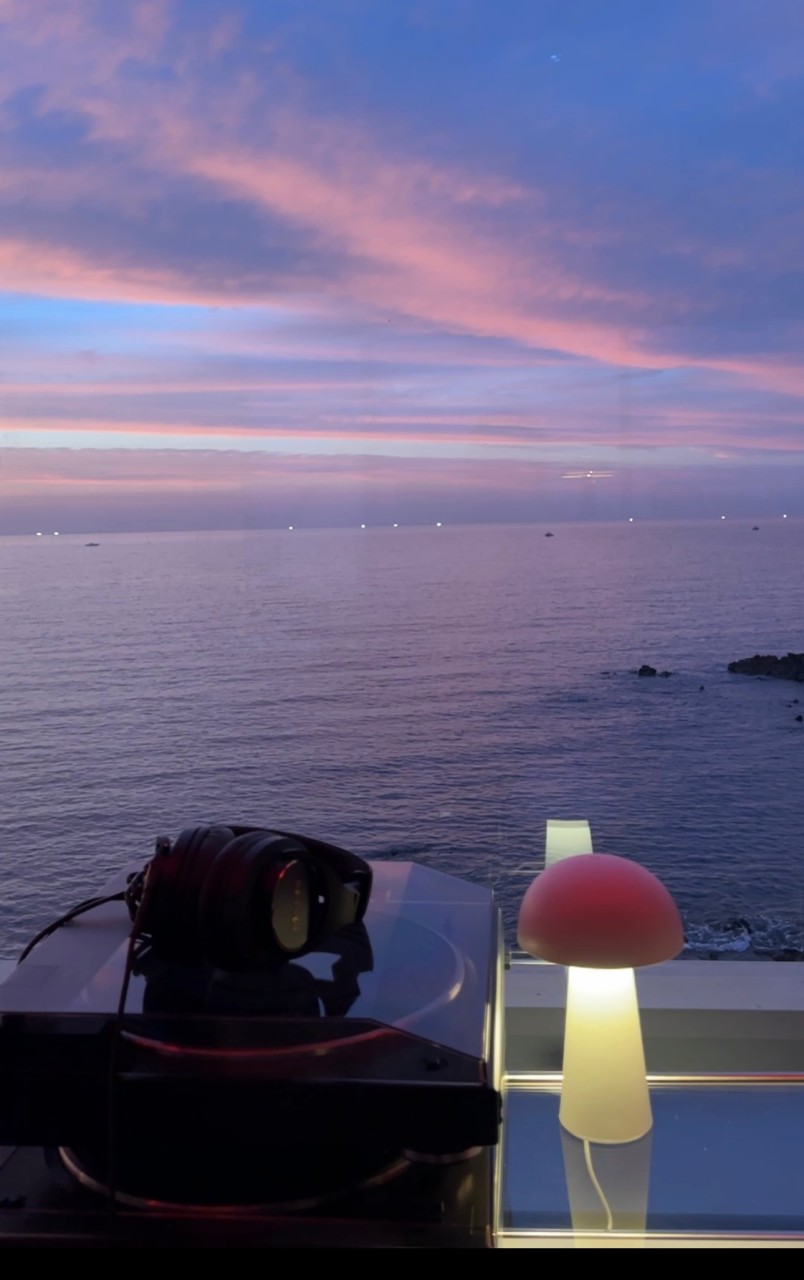 済州オーシャンビューカフェ LP音楽と海を楽しむカフェ