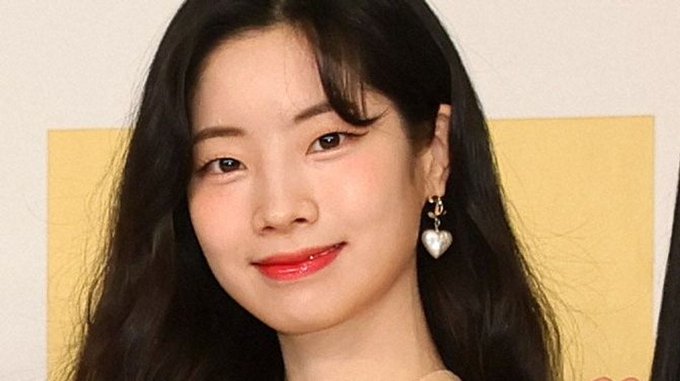 TWICEダヒョン、足首骨折で活動休止