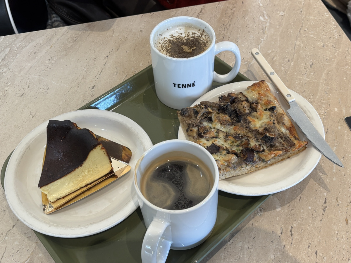 こだわり強めな日本人の友人までハマったソンスの完成度高めカフェ