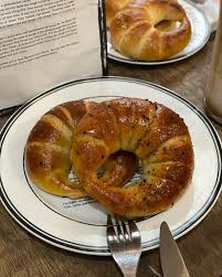 外はサクサク中はもちもち　ソウルで人気のトリュフ塩パン