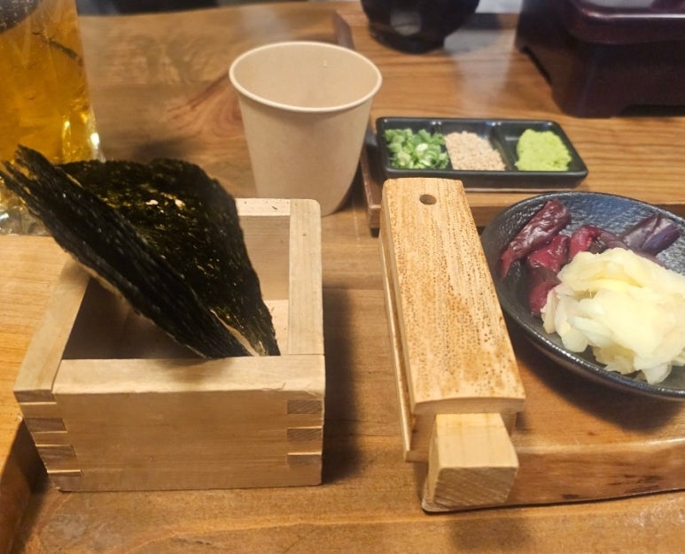 「白黒料理人」キム・テウシェフのうなぎ丼店に行ってみた