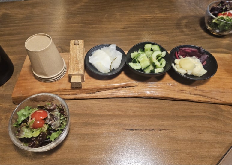 「白黒料理人」キム・テウシェフのうなぎ丼店に行ってみた