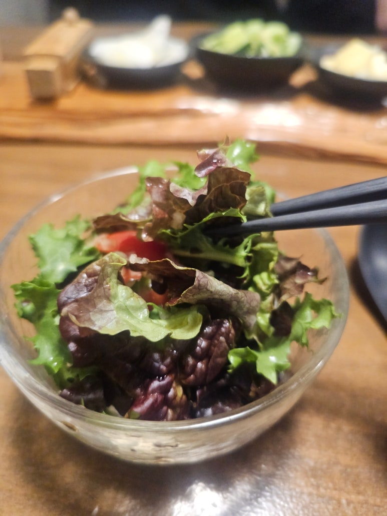 「白黒料理人」キム・テウシェフのうなぎ丼店に行ってみた