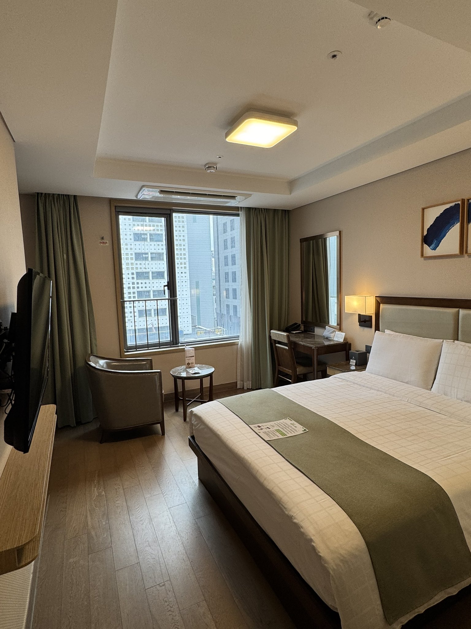 チャガルチ駅すぐ「スタンフォードホテル釜山」便利な立地