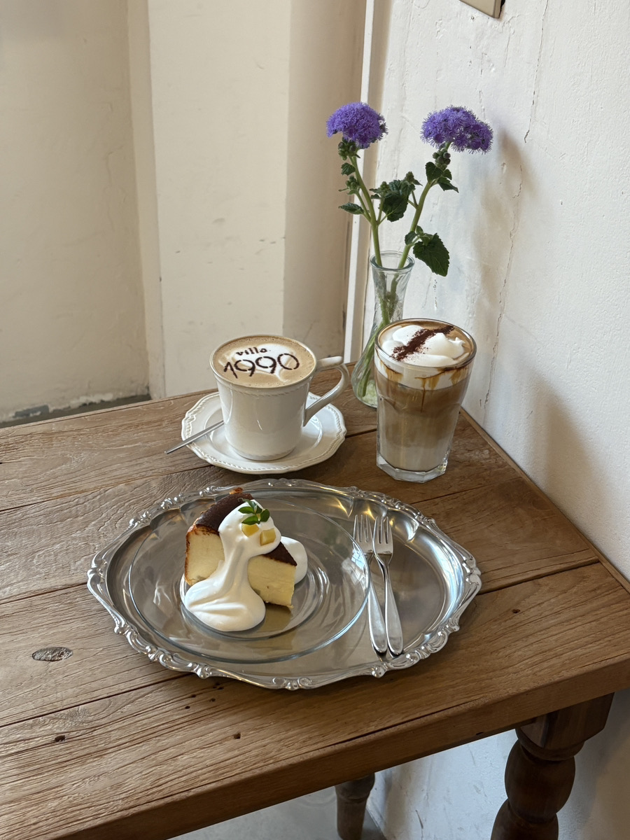 聖水で見つけた、穴場すぎる感性カフェ