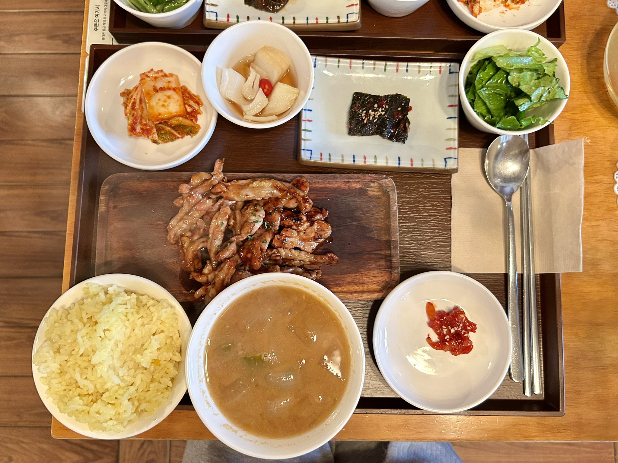 14000ウォンで大満足　弘大のコスパ最強定食