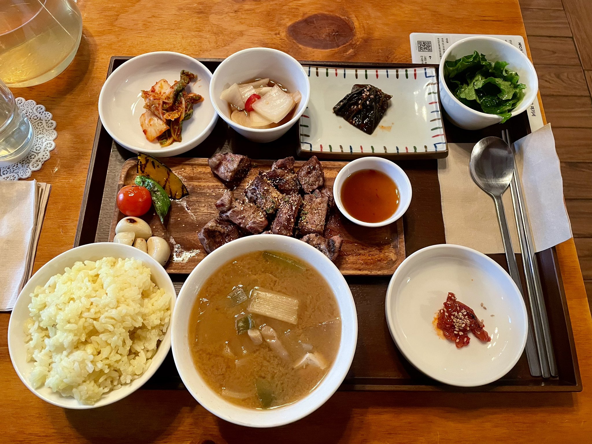 14000ウォンで大満足　弘大のコスパ最強定食