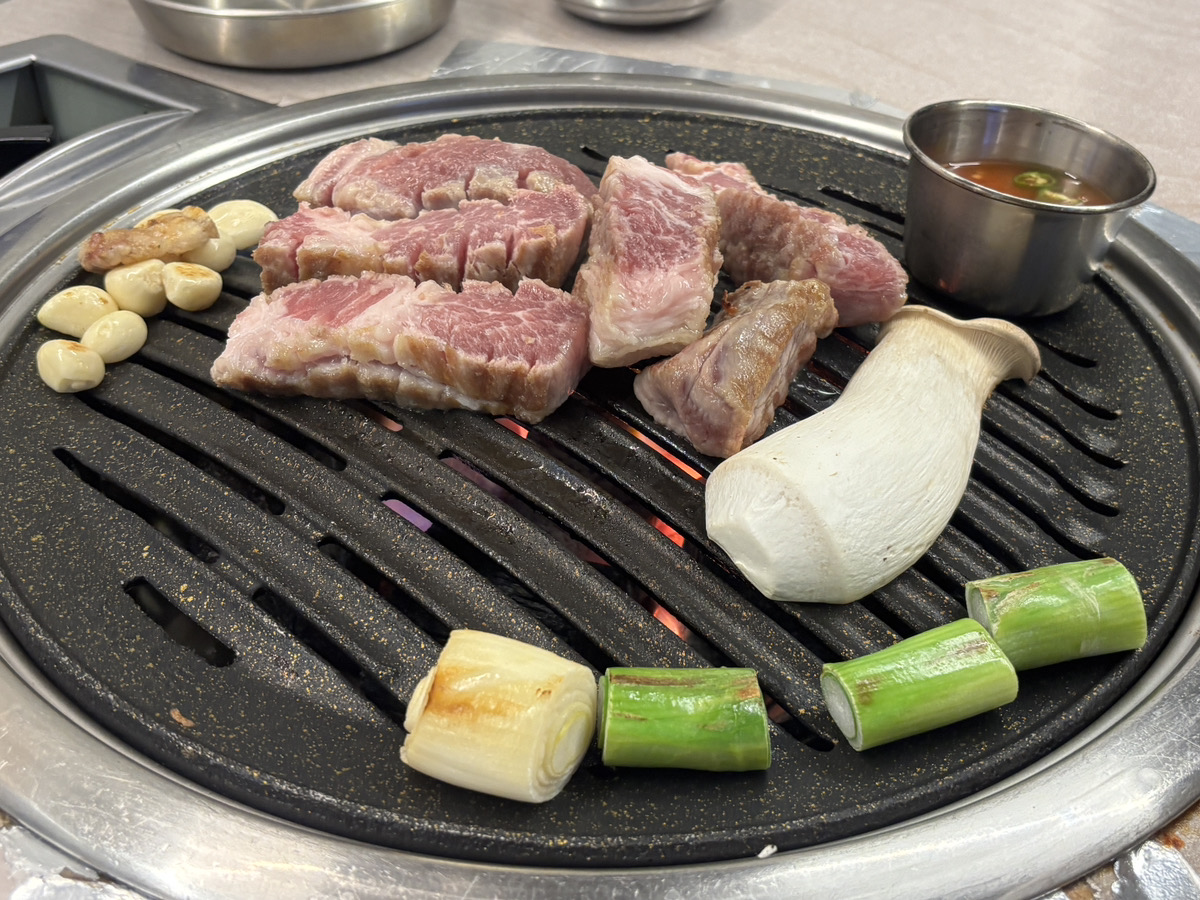 ホンデ近くで見つけたモクサルが美味しい店