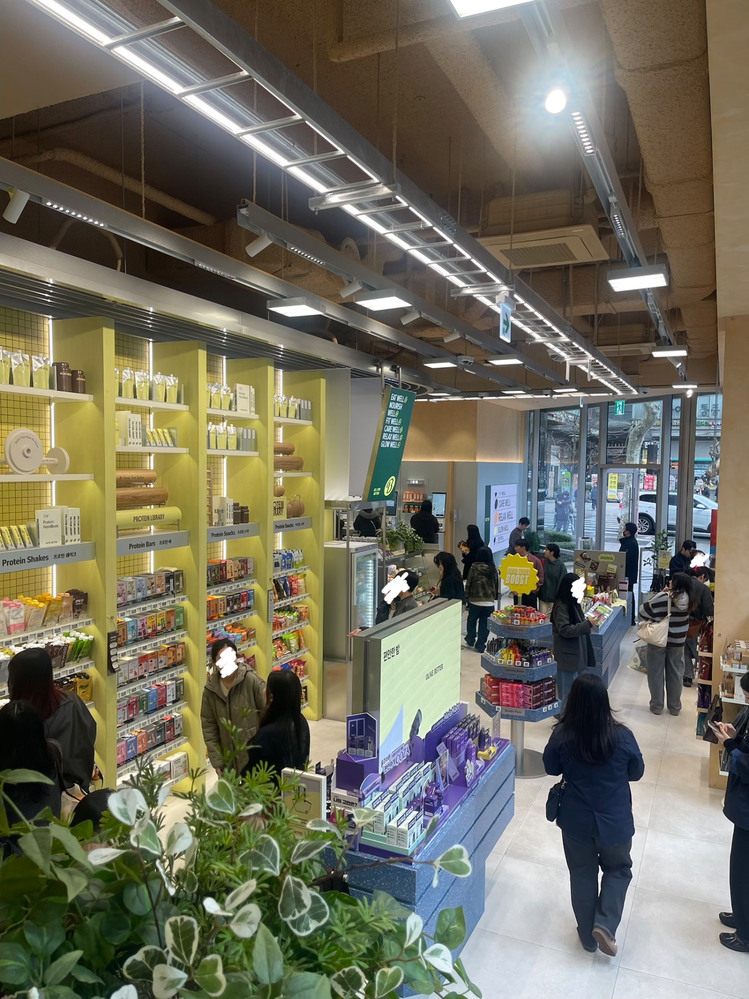 光化門に新ウェルネス空間誕生、OLIVE YOUNG発「Olive Better」1号店とは