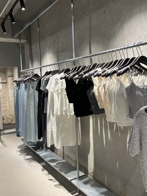 服からアクセサリーまで全部揃う！コスパ神ショップ『時空間建大店』