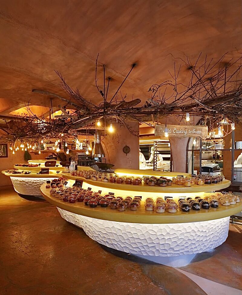 海雲台ビーチ近く 洞窟みたいな実力派ベーカリー