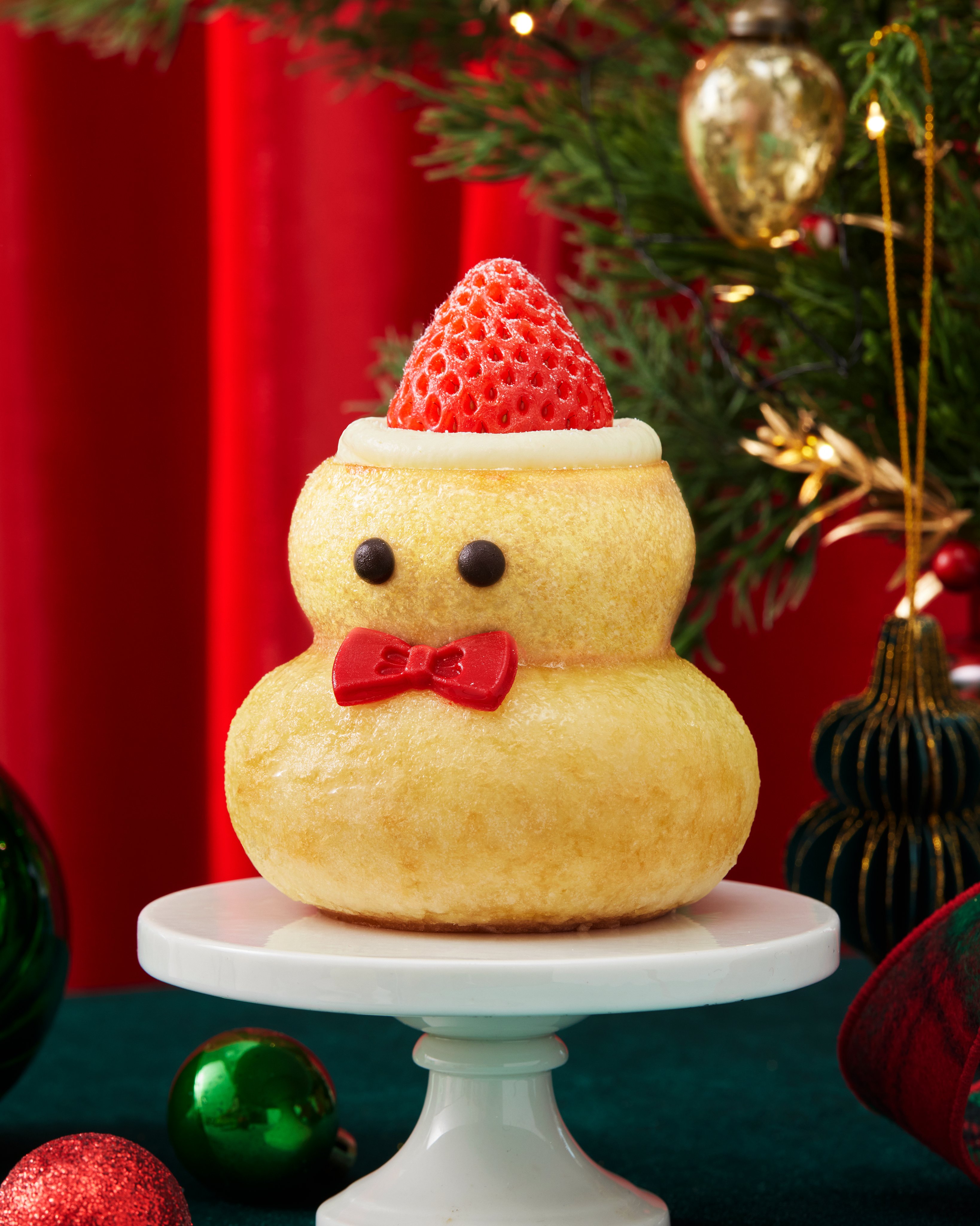 韓国スタバの新作が天才すぎる…雪だるまバウム登場！