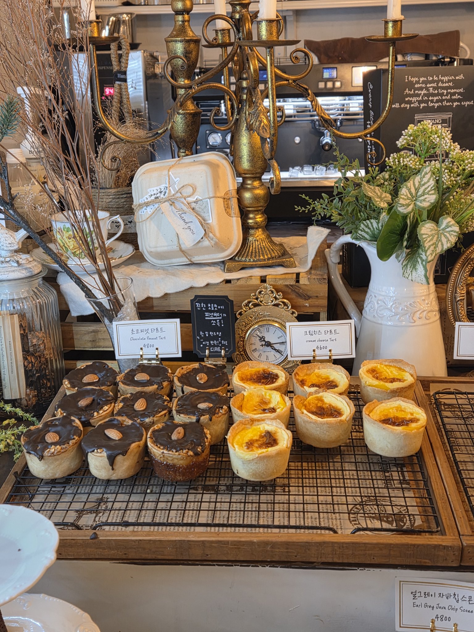 聖水でカフェ迷ったらここ　デザート当たり店