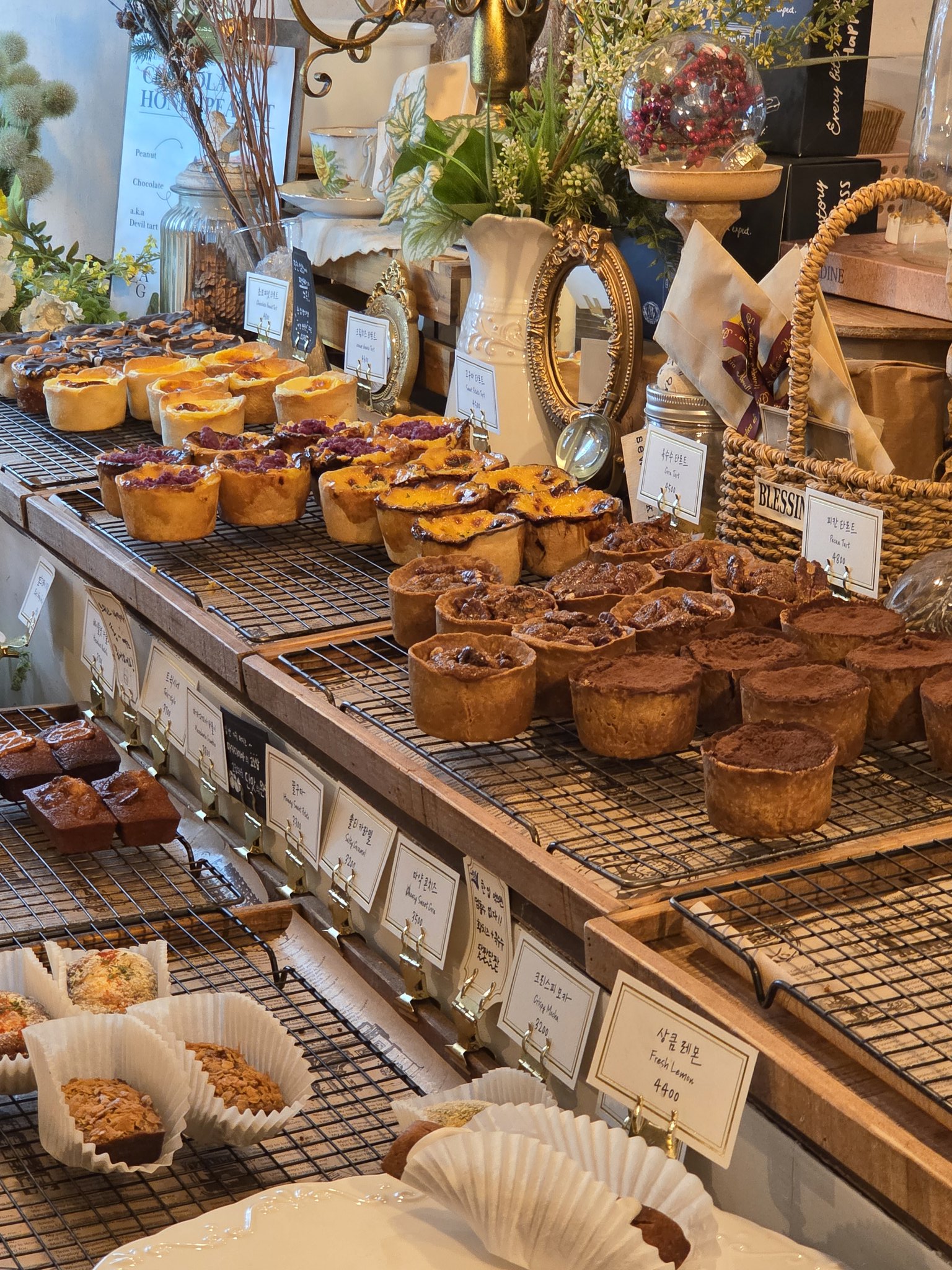 聖水でカフェ迷ったらここ　デザート当たり店