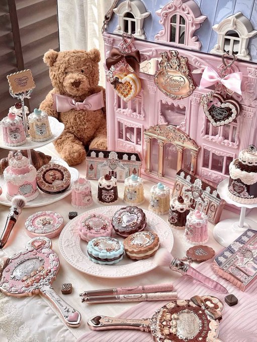 フラワーノーズ　韓国限定ポップアップ　限定ギフトボックスセット　10点 フラワーノーズ 韓国限定ポップアップ 限定ギフトボックスセット 10点