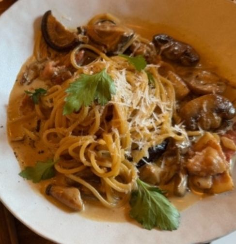 聖水の隠れ家ブランチカフェ「Oatt」濃厚パスタが人気