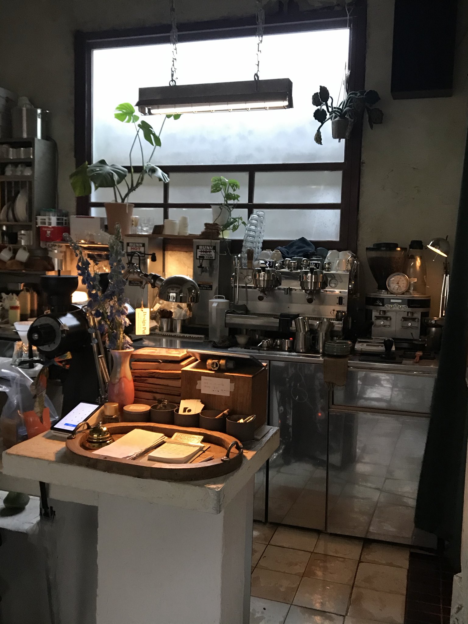 釜山カフェ巡りで人気「팟오브부산」　写真映えする空間が話題