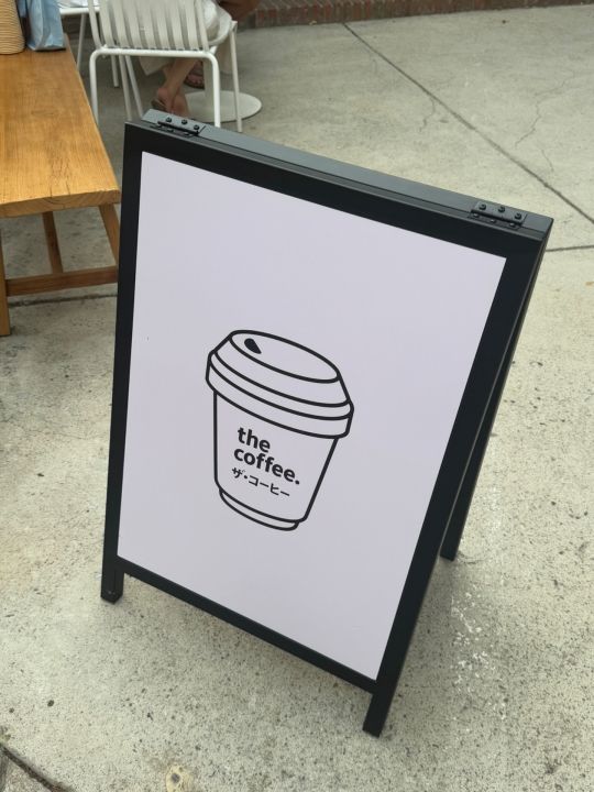 赤レンガ映え　日本感性カフェThe Coffee！