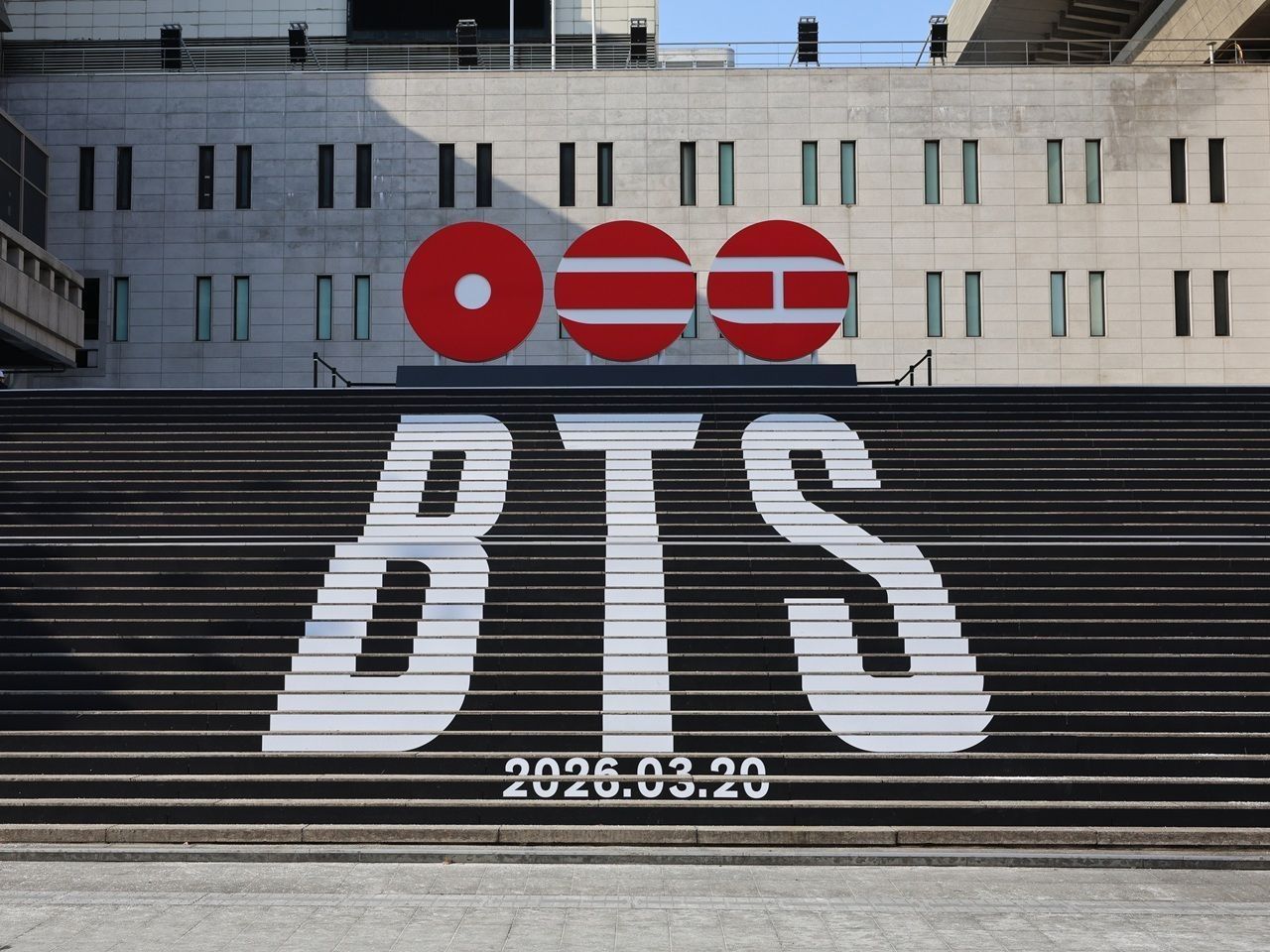無料公演でも詐欺注意  BTS公演チケット巡り警察が警戒強化