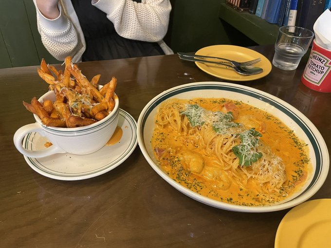 延南洞ランチで発見 主役級サツマイモフライ