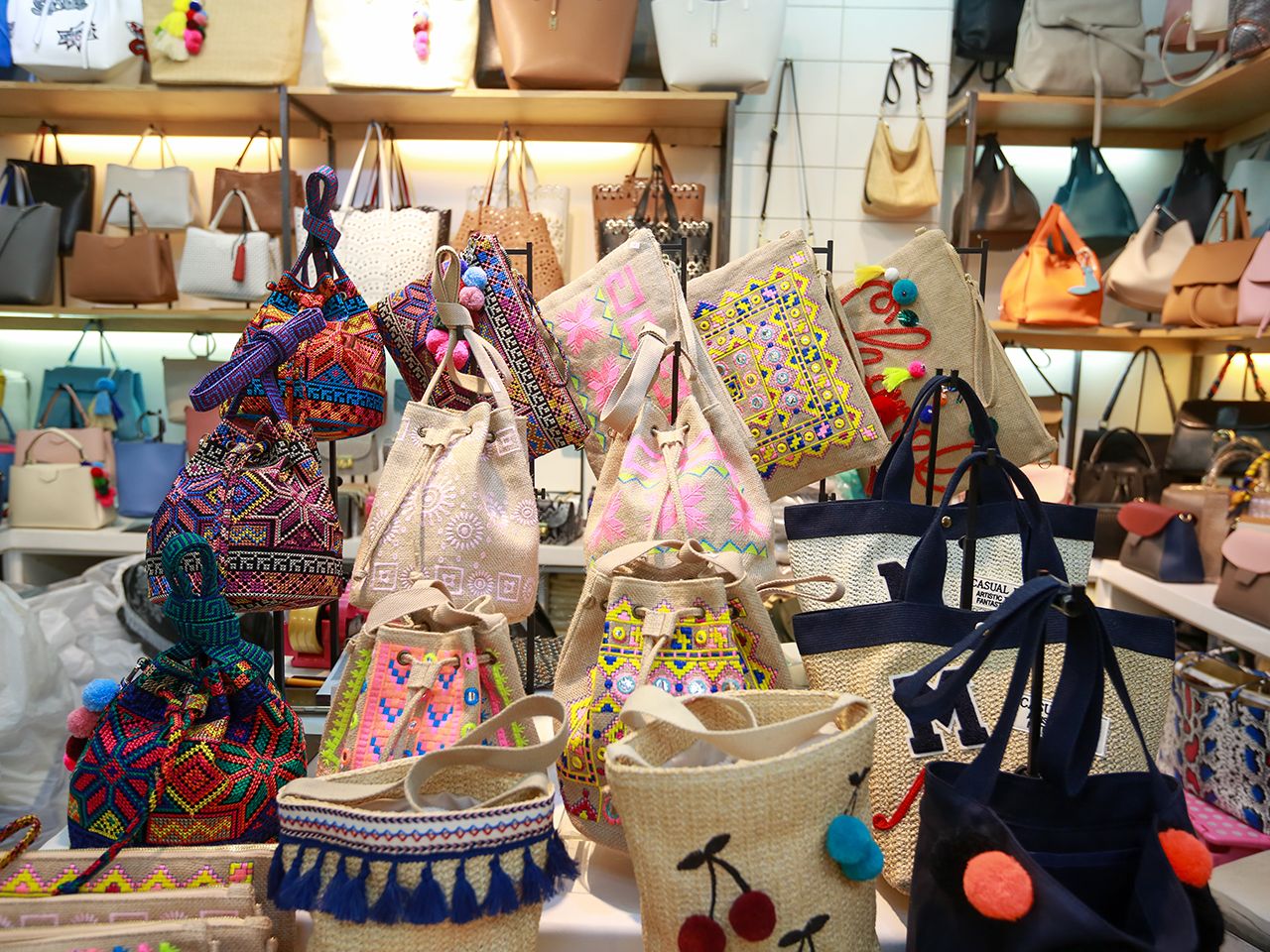 東大門NPH市場　カバン好き必見の卸売マーケット