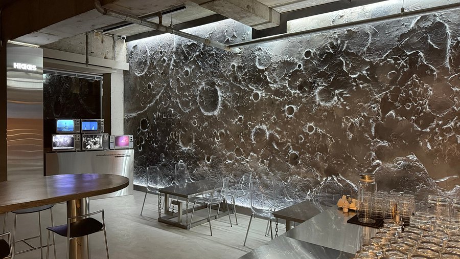 江南の“惑星カフェ”、宇宙コンセプト空間が話題