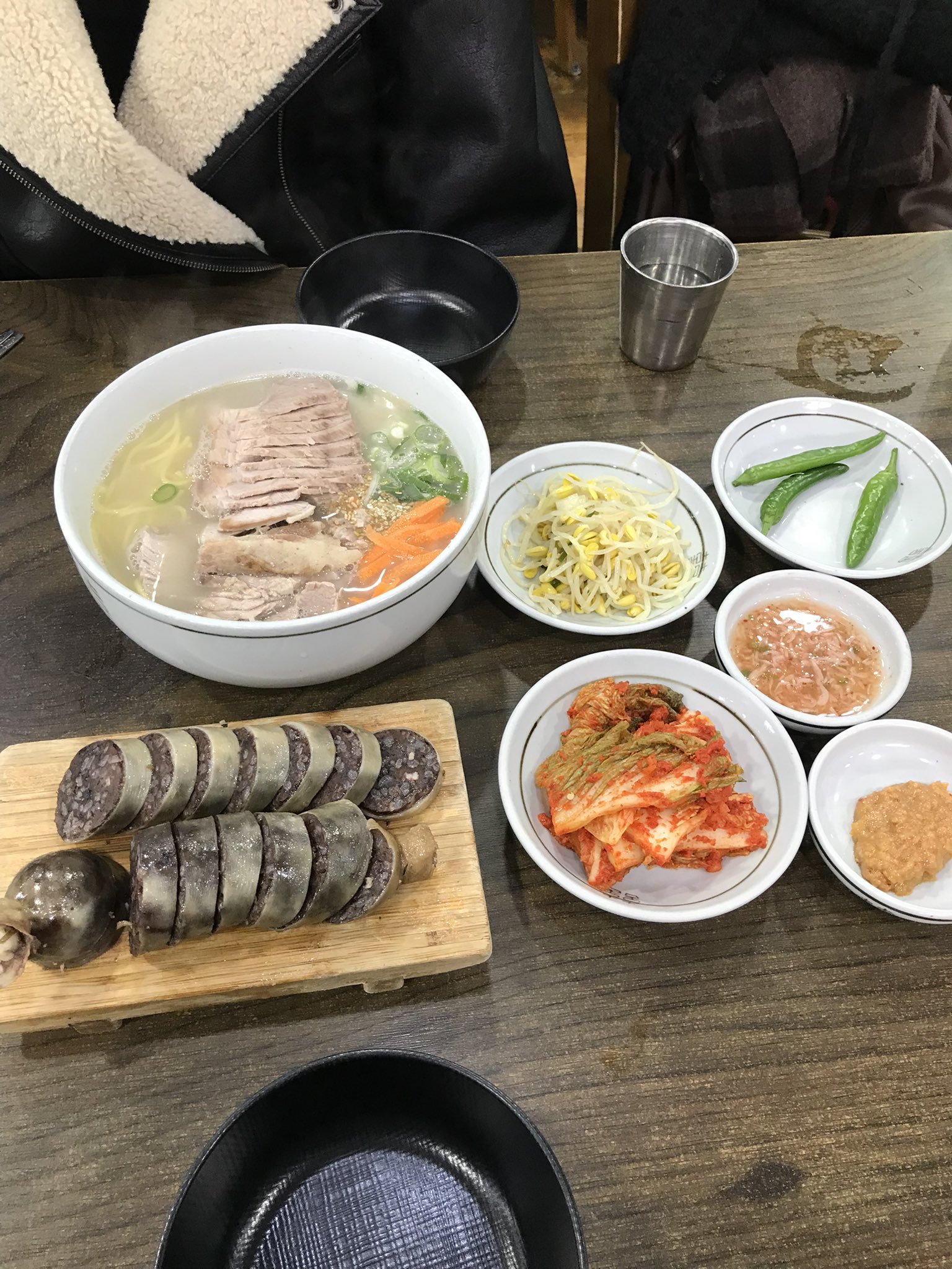 済州空港近くの大容量グルメ