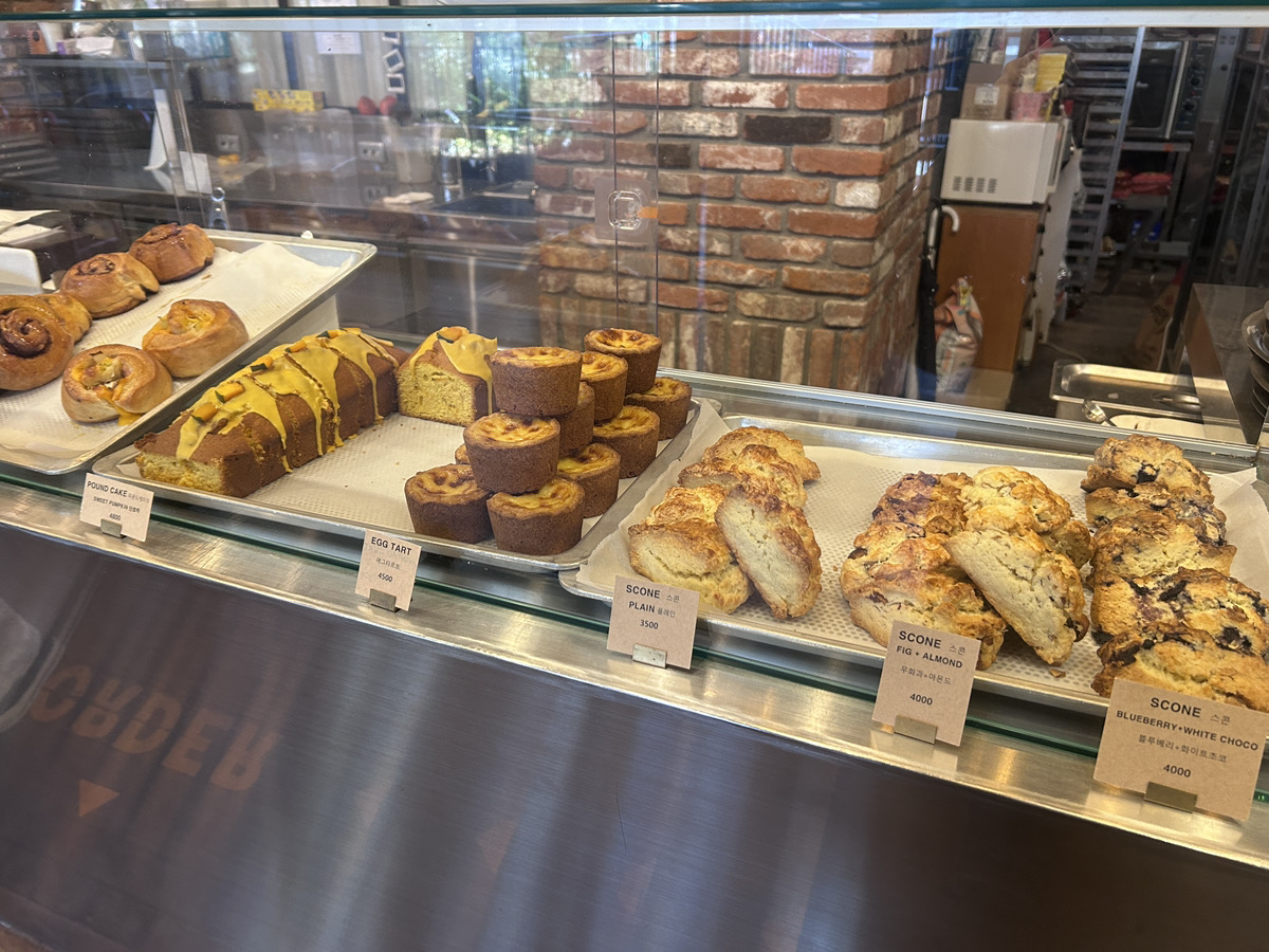 江南で迷った時に頼れる広々カフェALVERがSEVENTEEN聖地だったと知って驚いた