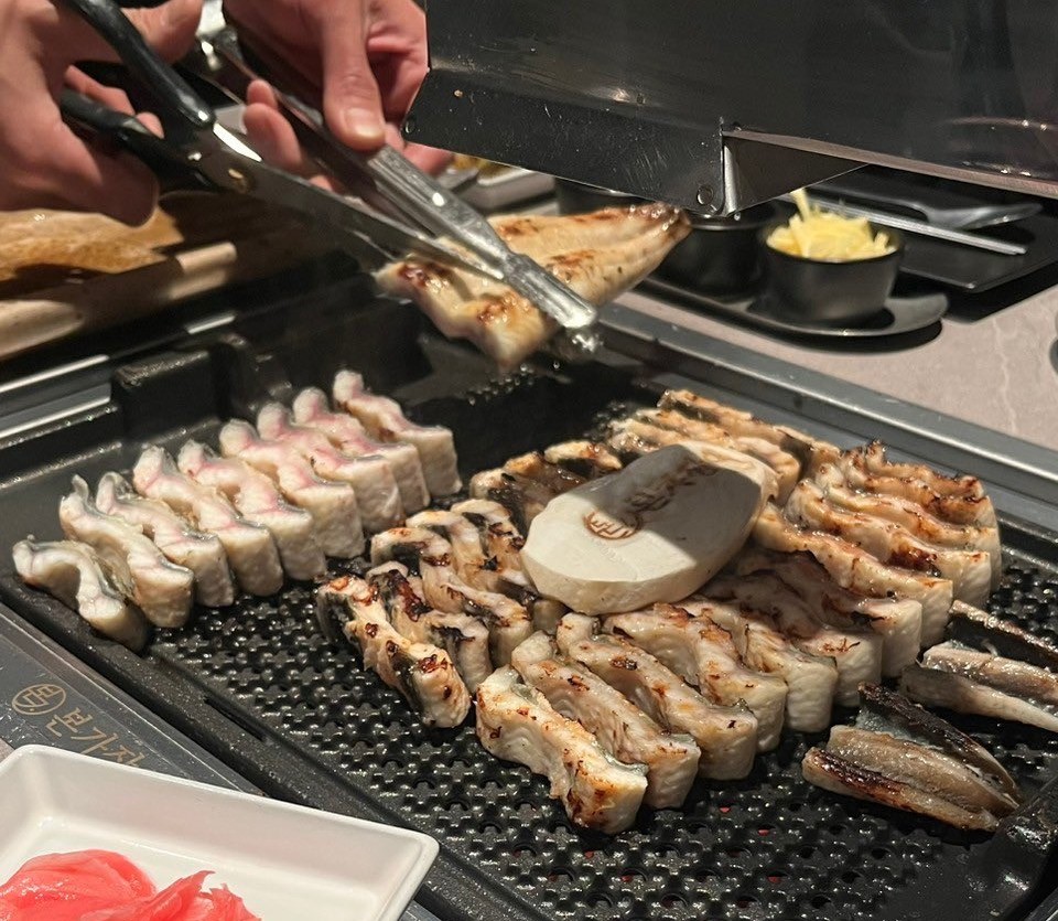 ソウルでお肉以外が食べたい日に　韓国式ぷりぷり鰻が正解