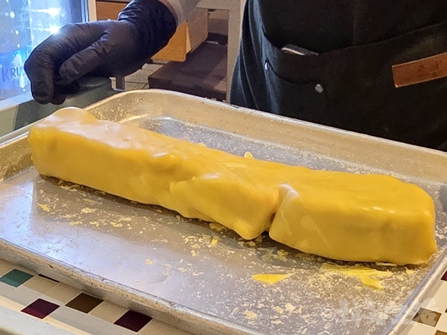 ソウルで話題の高級焼肉　1本10万ウォンの熟成サムギョプサル